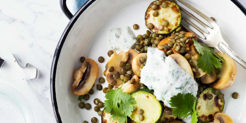 LUN LINSESALAT med sopp og squash - perfekt høstmat! LUN LINSESALAT med sopp og squash - perfekt høstmat!