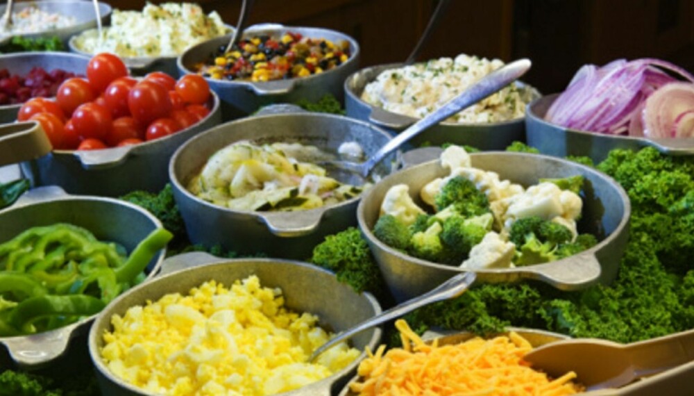 FRÅTS I VEI: Har du salatbar på jobben, er du heldig. FRÅTS I VEI: Har du salatbar på jobben, er du heldig.