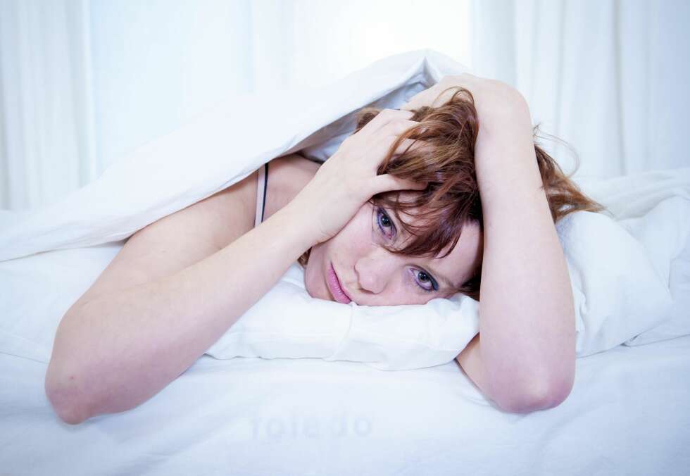 BEKYMRET: Om du ligger og bekymrer deg i sengen er det vanskelig å sove. FOTO: Thinkstock BEKYMRET: Om du ligger og bekymrer deg i sengen er det vanskelig å sove. FOTO: Thinkstock
