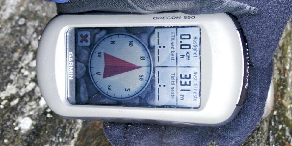 TURKOMPIS: Garmin Oregon 550 ligger godt i hånden. TURKOMPIS: Garmin Oregon 550 ligger godt i hånden.