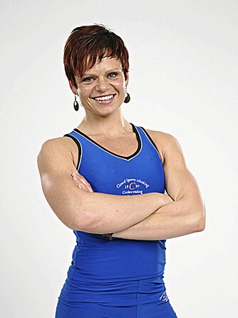 UNØDVENDIG, MEN PRAKTISK: Ernæringsfysiolog og fitnessutøver Therese Mathisen bekrefter at kroppen ikke trenger proteintilskudd for å bygge muskler, men mener det kan være praktisk som erstatning for et måltid. UNØDVENDIG, MEN PRAKTISK: Ernæringsfysiolog og fitnessutøver Therese Mathisen bekrefter at kroppen ikke trenger proteintilskudd for å bygge muskler, men mener det kan være praktisk som erstatning for et måltid.