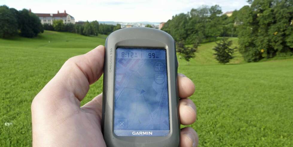 Kartene vises best på en ny Garmin, som denne, men funker også på eldre modeller med fargeskjerm. Kartene vises best på en ny Garmin, som denne, men funker også på eldre modeller med fargeskjerm.