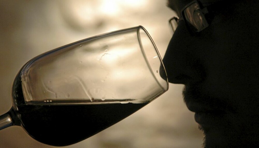SUNT OG GODT: Vin er sunt for både hodet og hjertet. SUNT OG GODT: Vin er sunt for både hodet og hjertet.