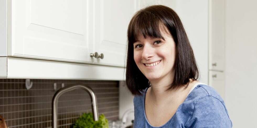 MAGEPROBLEMENE STARTET DA HUN VAR 4 ÅR: Kokebokforfatter Julia Døhlen Edin var innom alle mulige leger i oppveksten, men så fikk hun endelig svar på hvorfor hun alltid var så oppblåst. MAGEPROBLEMENE STARTET DA HUN VAR 4 ÅR: Kokebokforfatter Julia Døhlen Edin var innom alle mulige leger i oppveksten, men så fikk hun endelig svar på hvorfor hun alltid var så oppblåst.