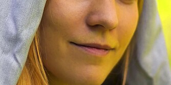 HELSEPROBLEM? Vær bevisst din egen kropp, og oppmerksom på uregelmessigheter som oppstår. Gå til legen så tidlig som mulig ved forandringer. HELSEPROBLEM? Vær bevisst din egen kropp, og oppmerksom på uregelmessigheter som oppstår. Gå til legen så tidlig som mulig ved forandringer.