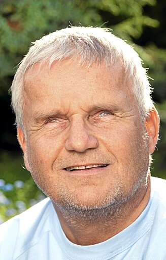 BLIND: Tore Henriksen (52) ble blind som 32-åring. BLIND: Tore Henriksen (52) ble blind som 32-åring.