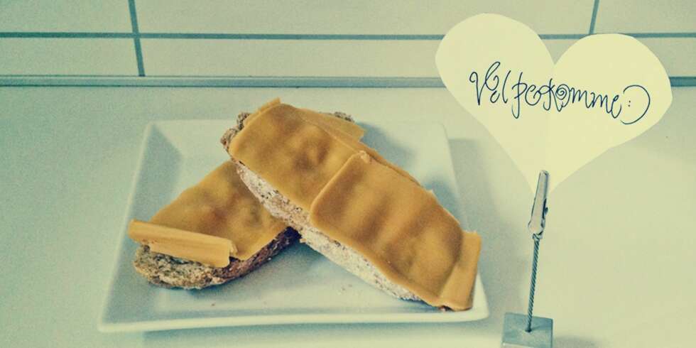 UTROLIG NOK: Brødet som baker seg selv. Mild brunost fra Synnøve Finden er min påleggsfavoritt. UTROLIG NOK: Brødet som baker seg selv. Mild brunost fra Synnøve Finden er min påleggsfavoritt.