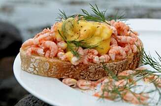 DEILIG DANSK SMØRBRØD: Obligatorisk i København er å prøve et av de deilige, danske smørbrødene. DEILIG DANSK SMØRBRØD: Obligatorisk i København er å prøve et av de deilige, danske smørbrødene.