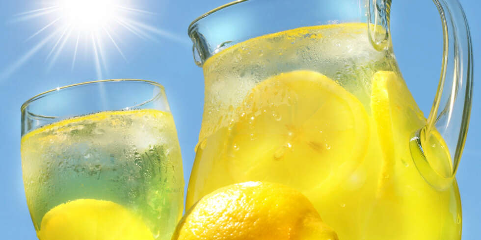 LIMONADE: Det er lite som slår limonade i sommervarmen. LIMONADE: Det er lite som slår limonade i sommervarmen.
