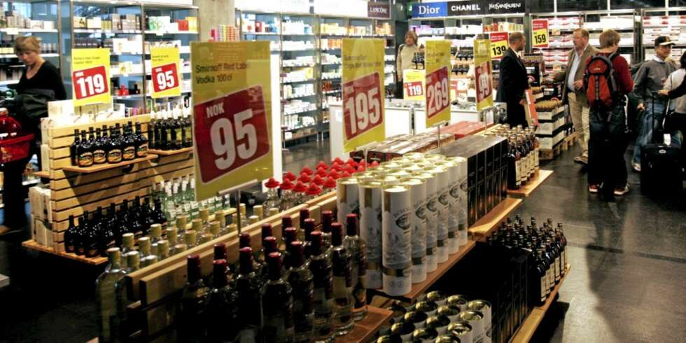 GARDERMOEN: Tax free-butikken ved ankomst på Gardermoen ble åpnet for snaut fire år siden. Nå utvides butikken kraftig. GARDERMOEN: Tax free-butikken ved ankomst på Gardermoen ble åpnet for snaut fire år siden. Nå utvides butikken kraftig.