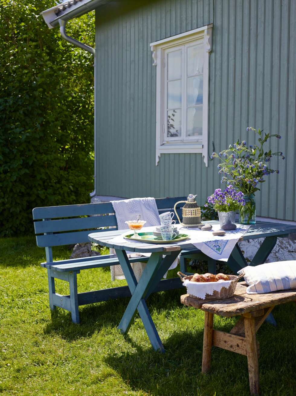 SMAKFULLT: Fersk hjembakst og nyrørt syltetøy frister gjester sommerstid.
SMAKFULLT: Fersk hjembakst og nyrørt syltetøy frister gjester sommerstid.