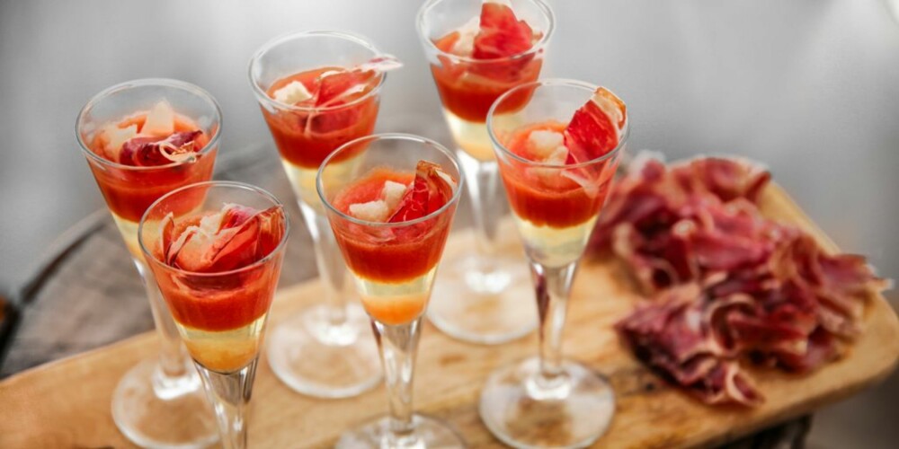 TAPAS: Pan y tomate i ny drakt. TAPAS: Pan y tomate i ny drakt.