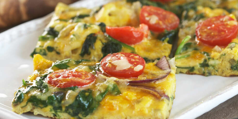 MIDDAGSTIPS: Frittata med tomat og spinat MIDDAGSTIPS: Frittata med tomat og spinat
