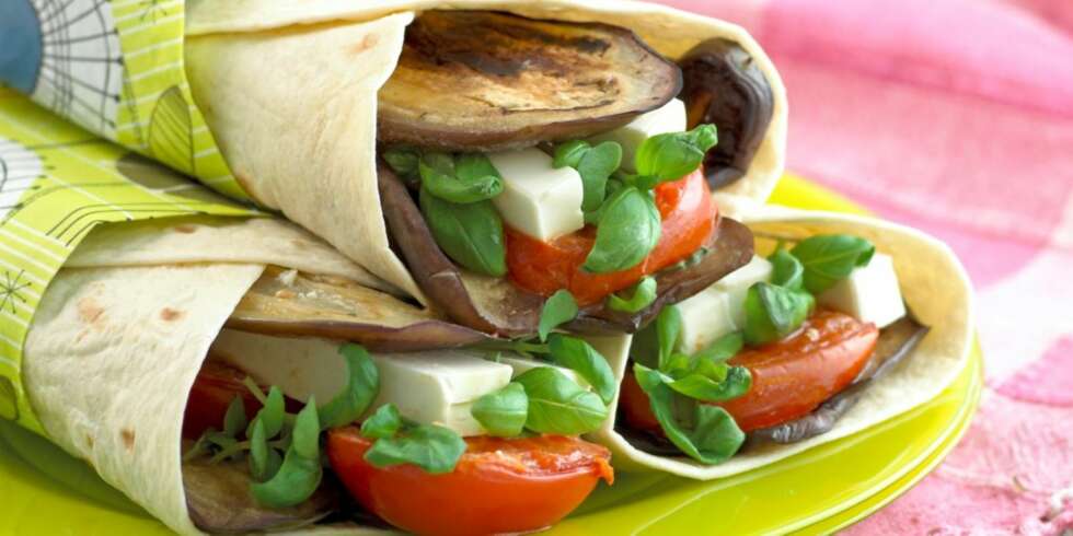 WRAP: Denne oppskriften er fullspekket med gode grønnsaker. Foto: Fotograf Eva Brænd/Eva Brænd WRAP: Denne oppskriften er fullspekket med gode grønnsaker. Foto: Fotograf Eva Brænd/Eva Brænd