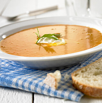 ORANSJE x 2: Appelsin- og gulrotsuppe. ORANSJE x 2: Appelsin- og gulrotsuppe.