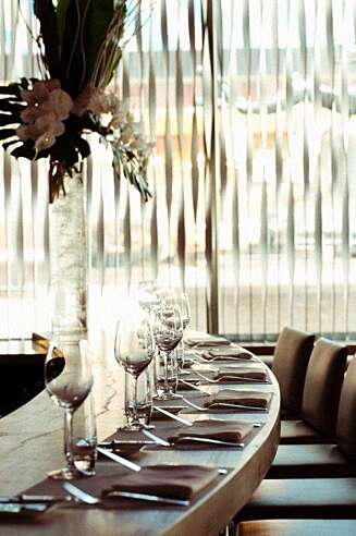 RESTAURANT I NEW YORK: Champagnebaren på Le Bernardin er lekker. RESTAURANT I NEW YORK: Champagnebaren på Le Bernardin er lekker.