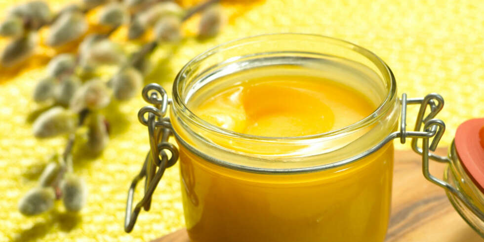 APPELSINCURD: Godt som marmelade på brød og kjeks og som fyll i kaker. APPELSINCURD: Godt som marmelade på brød og kjeks og som fyll i kaker.