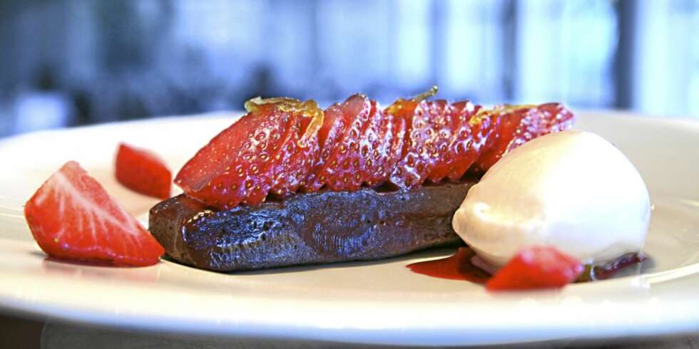 Oppskrifter til 17. mai fra Ekebergrestauranten Oppskrifter til 17. mai fra Ekebergrestauranten