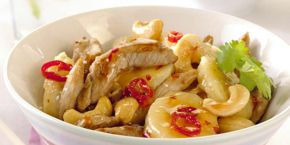 DAGENS MIDDAGSTIPS: Wok med svinekjøtt, chili og banan. DAGENS MIDDAGSTIPS: Wok med svinekjøtt, chili og banan.