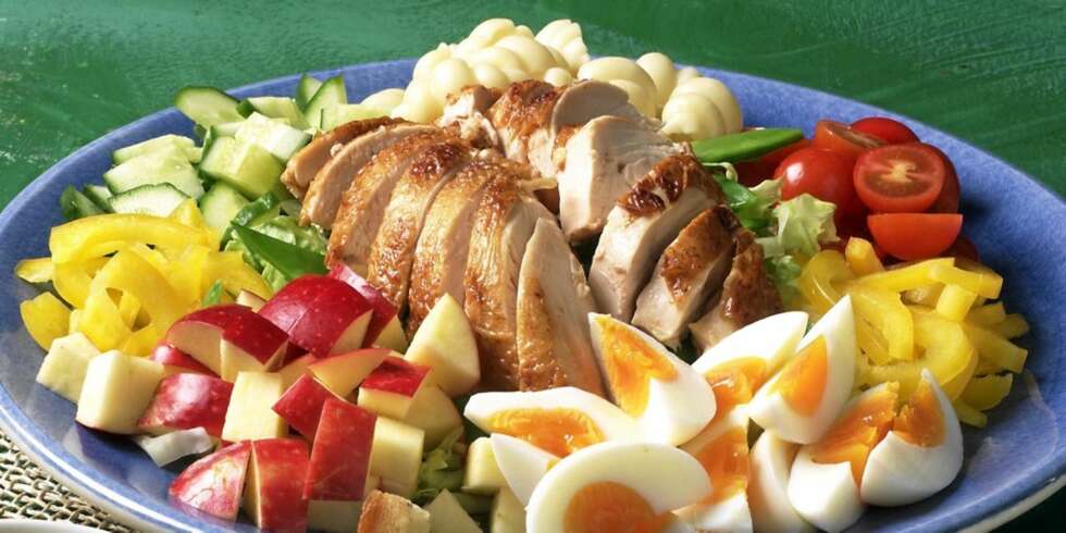 DAGENS MIDDAGSTIPS: Cæsarsalat. DAGENS MIDDAGSTIPS: Cæsarsalat.
