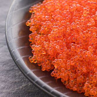 TOBIKO: Flyvefiskrogn. Benyttes mye i sushi. TOBIKO: Flyvefiskrogn. Benyttes mye i sushi.