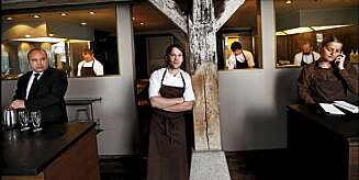 Bilder er fra NOMA og av kjøkkensjef René Redzepi. NOMA er en av Kjøbenhavns to restauranter med to Michelinstjerner. Bilder er fra NOMA og av kjøkkensjef René Redzepi. NOMA er en av Kjøbenhavns to restauranter med to Michelinstjerner.
