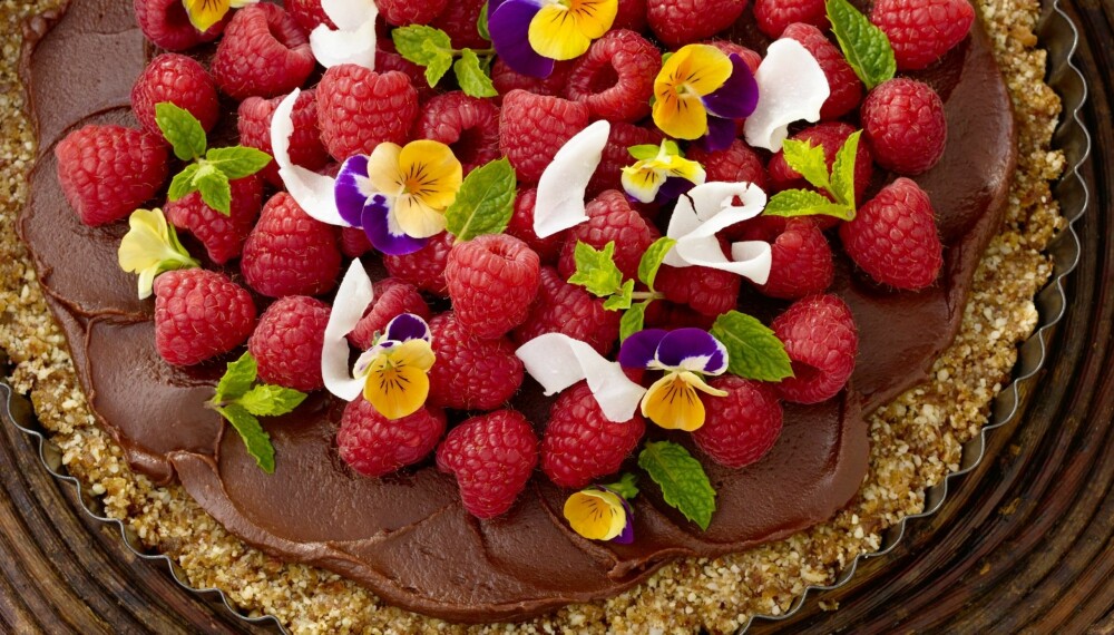 RAW FOOD: Raw food behøver slettes ikke være vanskelig og tungvint. Her får du enkle oppskrifter som kan få deg i gang. Foto: Lisa Westgaard. RAW FOOD: Raw food behøver slettes ikke være vanskelig og tungvint. Her får du enkle oppskrifter som kan få deg i gang. Foto: Lisa Westgaard.