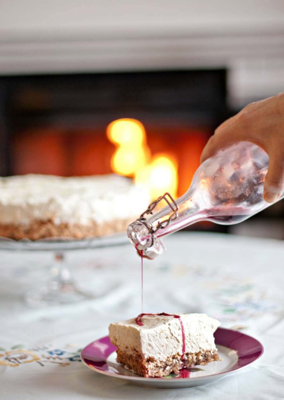 OSTEKAKE: Denne blir fort litt imponerende hvis du serverer den med coulis. OSTEKAKE: Denne blir fort litt imponerende hvis du serverer den med coulis.