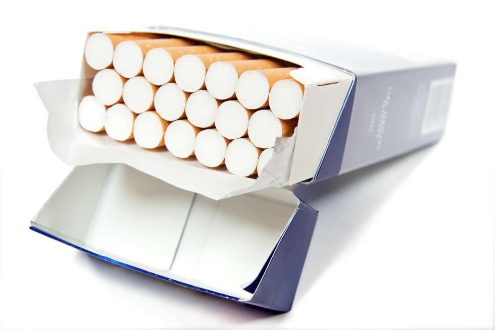 STUMP RØYKEN OG SLUTT MED SNUS: Flerfoldige tusen forsvinner hvis du røyker eller snuser, og det er ikke bare helsa som får fordel av at du slutter. STUMP RØYKEN OG SLUTT MED SNUS: Flerfoldige tusen forsvinner hvis du røyker eller snuser, og det er ikke bare helsa som får fordel av at du slutter.