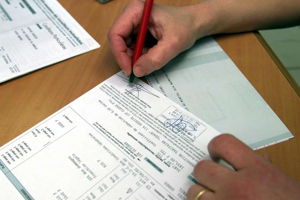 BYTT FORSIKRINGSSELSKAP: Det er ikke mye som skal til for å spare noen tusenlapper. Kanskje ribber forsikringsselskapet deg? BYTT FORSIKRINGSSELSKAP: Det er ikke mye som skal til for å spare noen tusenlapper. Kanskje ribber forsikringsselskapet deg?
