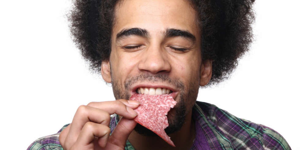 UVITENDE: Mange er uvitende om at salami ofte er farget med lus. UVITENDE: Mange er uvitende om at salami ofte er farget med lus.