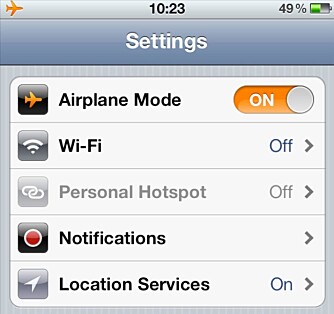 RASKERE LADING: Visste du at du kan lade telefonen din mye raskere om du setter den i flight-mode? FOTO: Screenshot, iPhone. RASKERE LADING: Visste du at du kan lade telefonen din mye raskere om du setter den i flight-mode? FOTO: Screenshot, iPhone.