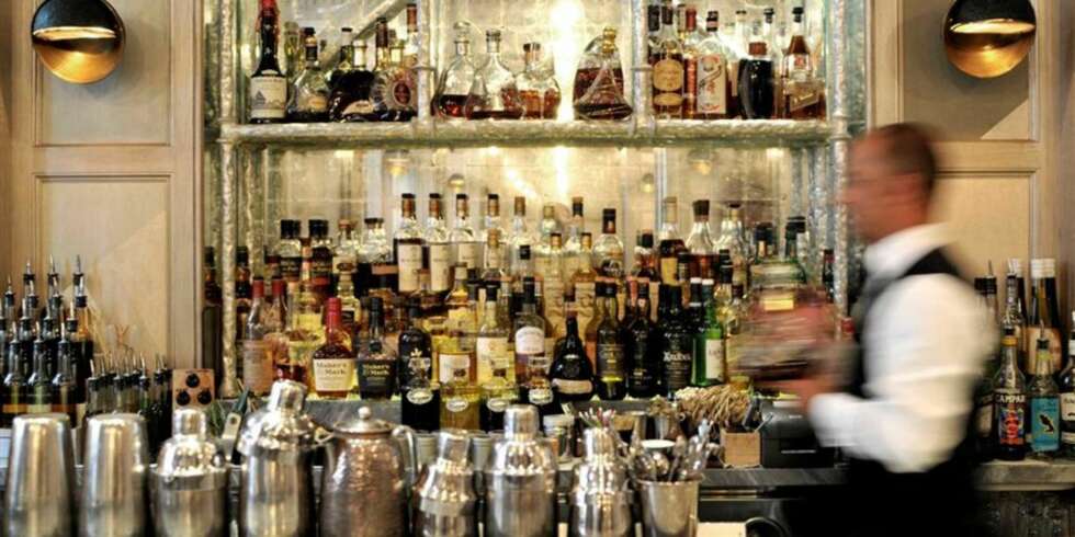 LONDON: I London burde alle unne seg en drink på The Connaught en gang i livet. FOTO: Londontown.com LONDON: I London burde alle unne seg en drink på The Connaught en gang i livet. FOTO: Londontown.com