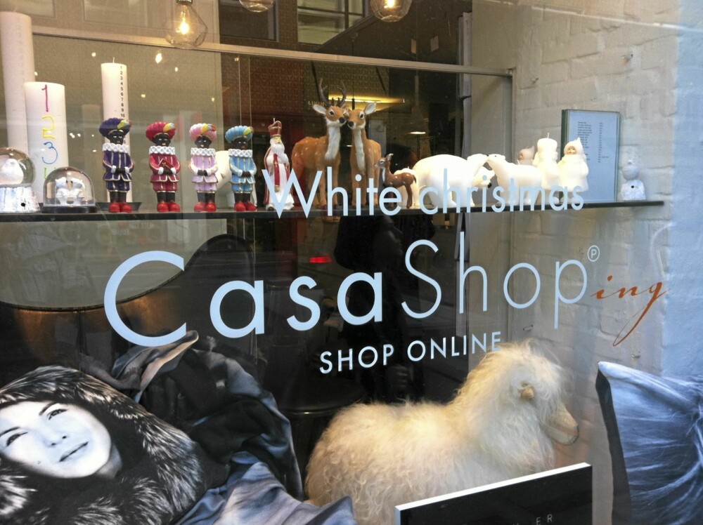 CASA SHOP: Du kan handle i Casa Shop også på nettet. CASA SHOP: Du kan handle i Casa Shop også på nettet.