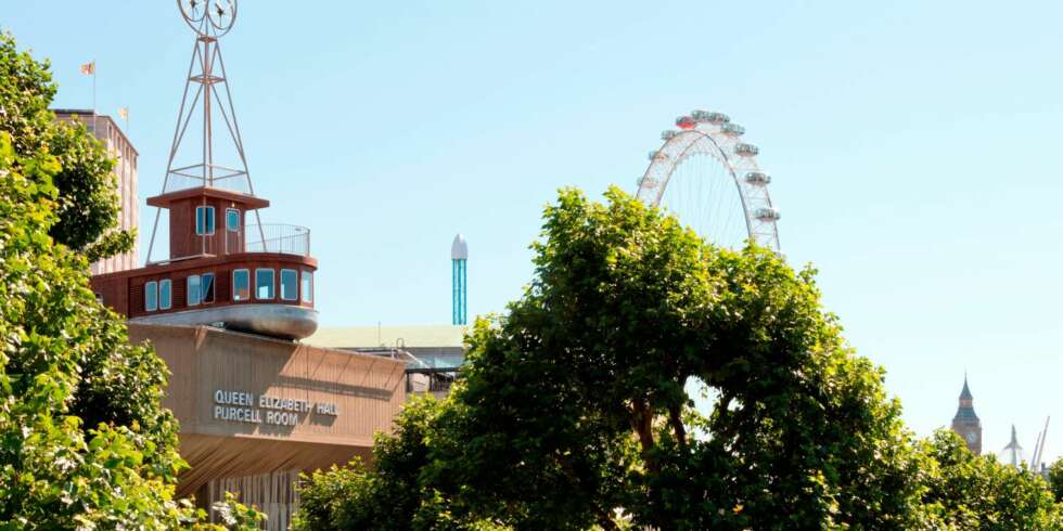 Båt på taket: Prosjektet med navnet: A Room for London, skulle i utgangspunktet bare stå i ett år, men på grunn av den overveldende interessen har båten fått stå inntil videre. Båt på taket: Prosjektet med navnet: A Room for London, skulle i utgangspunktet bare stå i ett år, men på grunn av den overveldende interessen har båten fått stå inntil videre.