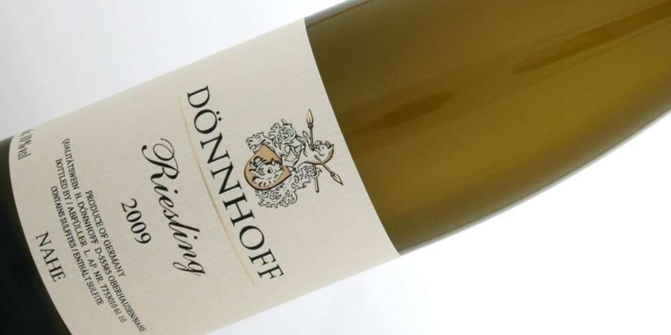 HALVTØRR: Av den fabelaktige riesling-druen lages det alt fra knusktørre til ekstremt søte viner. Dönnhoff Riesling 2009 er halvtørr. HALVTØRR: Av den fabelaktige riesling-druen lages det alt fra knusktørre til ekstremt søte viner. Dönnhoff Riesling 2009 er halvtørr.