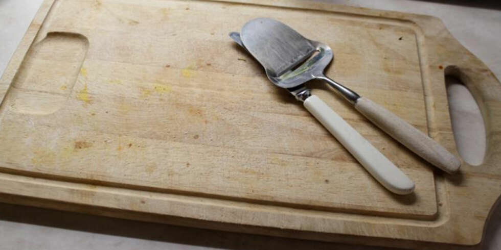 MER BAKTERIER ENN DORINGEN: Hvor ofte gir du skjærefjølen en runde med såpe og vann? MER BAKTERIER ENN DORINGEN: Hvor ofte gir du skjærefjølen en runde med såpe og vann?