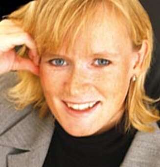 MARKEDSFØRINGSLOVEN: Monica Viken, Førsteamanuensis PhD og Associate Dean ,Institutt for regnskap, revisjon og jus ved Handelshøyskolen BI, understreker at når skjønnhetsprodukter markedsfører overfor kundegruppen, må alle utsagn om effekt kunne dokumenteres. MARKEDSFØRINGSLOVEN: Monica Viken, Førsteamanuensis PhD og Associate Dean ,Institutt for regnskap, revisjon og jus ved Handelshøyskolen BI, understreker at når skjønnhetsprodukter markedsfører overfor kundegruppen, må alle utsagn om effekt kunne dokumenteres.