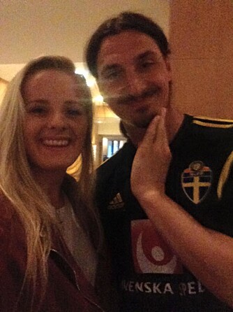 IDOL: Martine da hun møtte sitt store idol, Zlatan Ibrahimovic. IDOL: Martine da hun møtte sitt store idol, Zlatan Ibrahimovic.