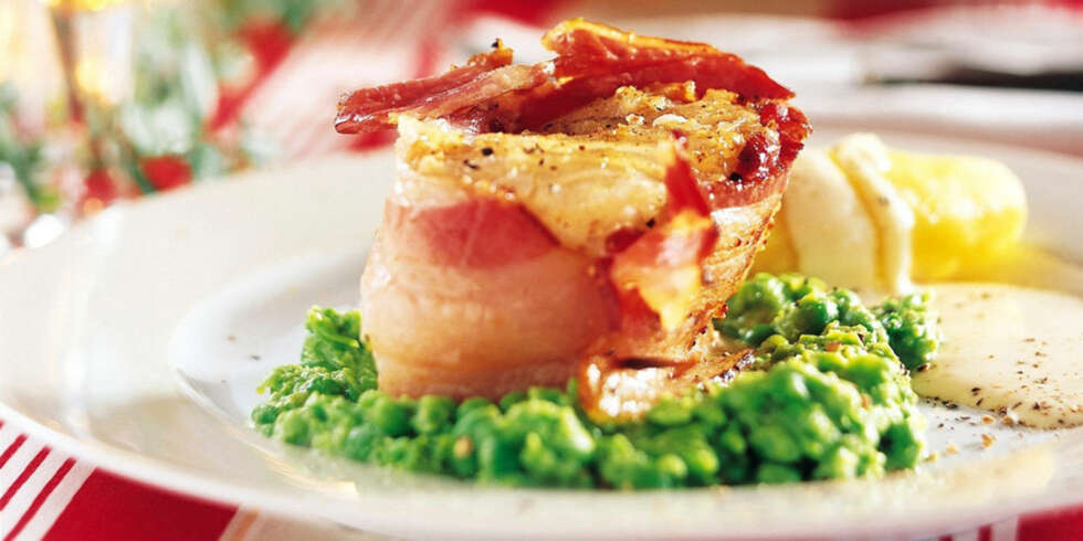 Dagens rett:
Lutefisk med bacon Dagens rett:
Lutefisk med bacon