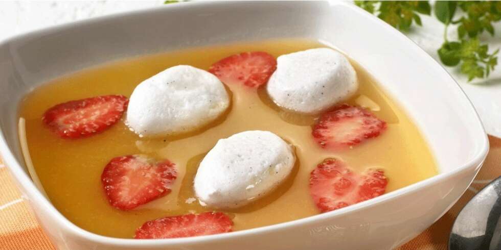 Dagens rett:
Aprikossuppe med snøegg Dagens rett:
Aprikossuppe med snøegg