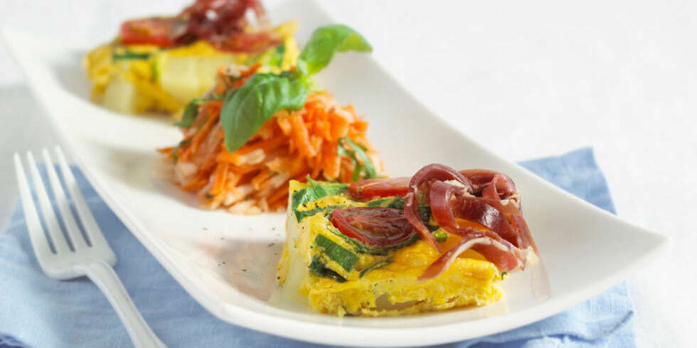 Dagens rett:
Egg i form med frisk råkostsalat Dagens rett:
Egg i form med frisk råkostsalat