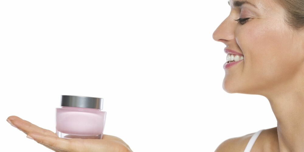 AKTIVE INGREDIENSER: Bruk kremer med aktive ingredienser - og spis riktig - så vil du garantert se resultater på huden din, lover ekspertene. AKTIVE INGREDIENSER: Bruk kremer med aktive ingredienser - og spis riktig - så vil du garantert se resultater på huden din, lover ekspertene.