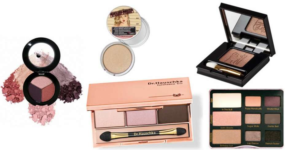 SKYGGER: Har du en favorittfarge-eller kombinasjon, har du likevel flere variasjonsmuligheter med øyeskyggen i hverdagen. Fra venstre: Glo Eye shadow trio, 315 kr, Mary Lou The Balm, 198 kr, Dr.Hauschka Eyeshadow Trio palett, 239 kr, Nilens Jord Eyeshadow, 199 kr, Too Faced Boudoir Eyes, 349 kr. SKYGGER: Har du en favorittfarge-eller kombinasjon, har du likevel flere variasjonsmuligheter med øyeskyggen i hverdagen. Fra venstre: Glo Eye shadow trio, 315 kr, Mary Lou The Balm, 198 kr, Dr.Hauschka Eyeshadow Trio palett, 239 kr, Nilens Jord Eyeshadow, 199 kr, Too Faced Boudoir Eyes, 349 kr.