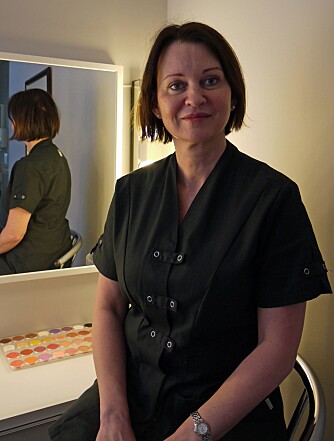 TATOVERER: Solvår Hegge (bilde), daglig leder og eier av salongen Sol Permanent make-up i Oslo, er en av de aller første i Norge som startet opp med tilbudet permanent make-up i 1999. TATOVERER: Solvår Hegge (bilde), daglig leder og eier av salongen Sol Permanent make-up i Oslo, er en av de aller første i Norge som startet opp med tilbudet permanent make-up i 1999.