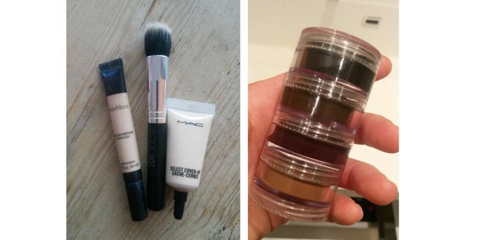 MULTIPRODUKTER: Concealere og concealerkost til høyre. Til venstre en krempalette fra Ben Nye, som kan brukes som liner, til å skyggelegge/contour, kremøyenskygge og evnt til lepper og kinn. FOTO: Mette Langseth
MULTIPRODUKTER: Concealere og concealerkost til høyre. Til venstre en krempalette fra Ben Nye, som kan brukes som liner, til å skyggelegge/contour, kremøyenskygge og evnt til lepper og kinn. FOTO: Mette Langseth
