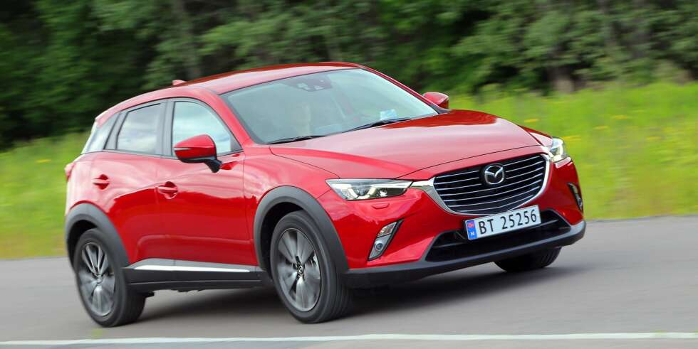 SUV: Mazda CX-3 får trekk i kollisjonstesten for manglende nødbremsassistent. Men nødbrems er tilgjengelig som ekstrautstyr. FOTO: Terje Bjørnsen SUV: Mazda CX-3 får trekk i kollisjonstesten for manglende nødbremsassistent. Men nødbrems er tilgjengelig som ekstrautstyr. FOTO: Terje Bjørnsen