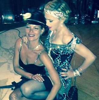 I GODT HUMØR: Både Madonna og Kate Moss var i godt humør under Madonnas bursdagsfeiring i helgen. I GODT HUMØR: Både Madonna og Kate Moss var i godt humør under Madonnas bursdagsfeiring i helgen.