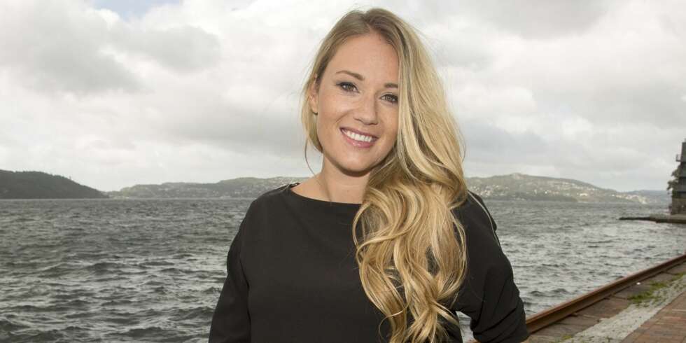 TØFF SOMMER: Ida Fladen fikk tøff kritikk etter sin programlederdebut i TV 2s «Sommertid». Det har ikke gjort noe med humøret til den tidligere radiovertinnen. TØFF SOMMER: Ida Fladen fikk tøff kritikk etter sin programlederdebut i TV 2s «Sommertid». Det har ikke gjort noe med humøret til den tidligere radiovertinnen.