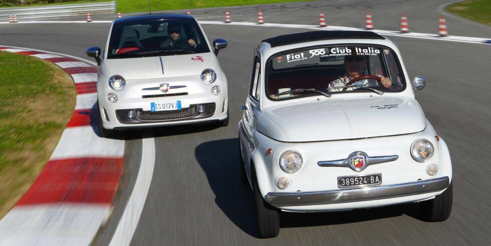 PÅ BANEN: Ny og gamme i skjønn forening. FOTO: Fiat PÅ BANEN: Ny og gamme i skjønn forening. FOTO: Fiat